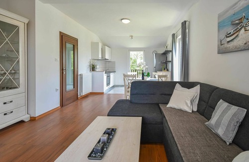 Nova Vas Apartment | Nice apartment for 3 people with pool, WIFI, A/C, TV, terrace and panoramic view