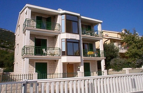 Stankovici Apartment | Nice apartment for 4 guests with pool, WIFI, A/C, terrace and panoramic view