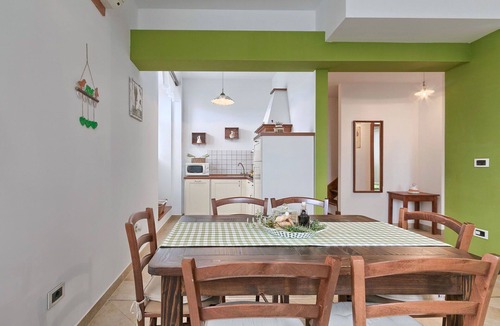 Vintijan Apartment | Nice apartment for 5 people with A/C, WIFI, TV and terrace