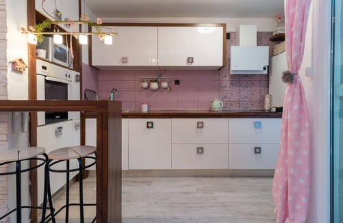 Znjan Apartment | Nice apartment for 5 people with A/C, WIFI, TV and terrace