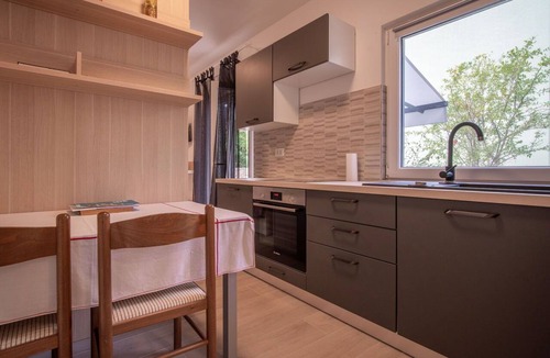 Artatore Apartment | Nice apartment for 6 people with WIFI, A/C, hot tub, TV and patio