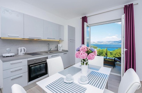 Cavtat Apartment | Nice apartment in Cavtat with house sea view