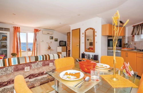 Baric Draga Apartment | Nice apartment in Karlobag with WiFi