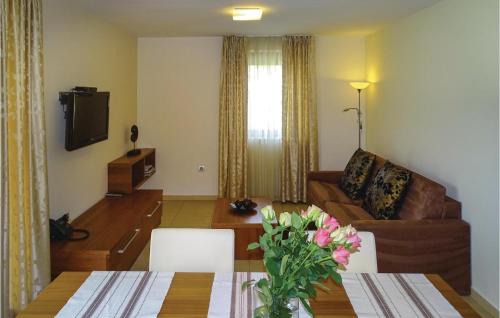 Lasko Apartment | Nice Apartment In Lasko With Wifi