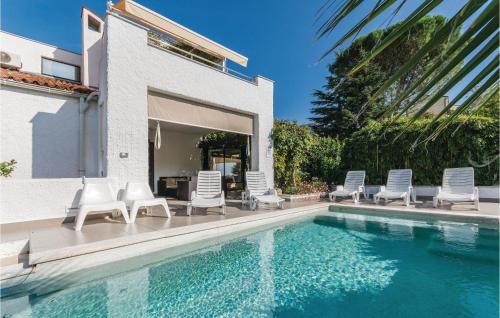 Banjole Apartment | Nice Apartment In Pula With Wifi