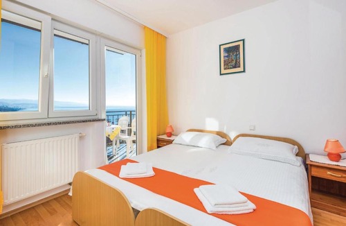 Volosko Apartment | Nice Apartment In Volosko With Kitchen