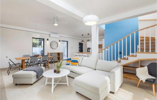 Barbariga House | Nice Home In Barbariga