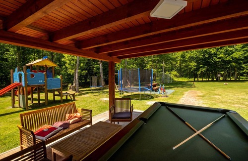 Brestovac House | Nice home in Brestovac with sauna