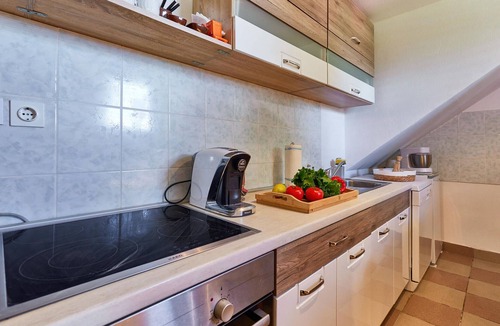 Durdevac House | Nice home in Budrovac with sauna