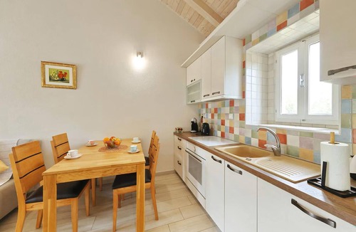 Debeljak House | Nice home in Debeljak with private swimming pool, can be inside or outside