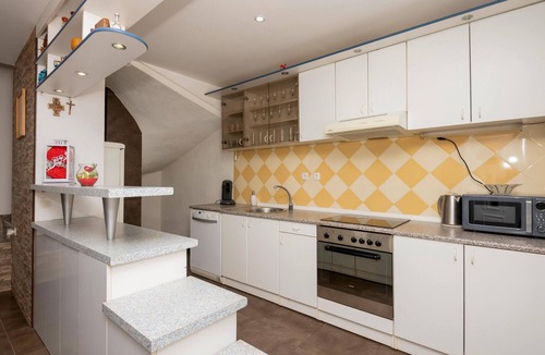 Imotski House | Nice home in Donji Vinjani