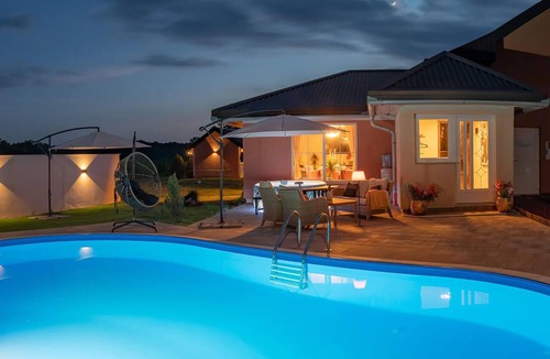 Gola House | Nice home in Gola with private swimming pool, can be inside or outside