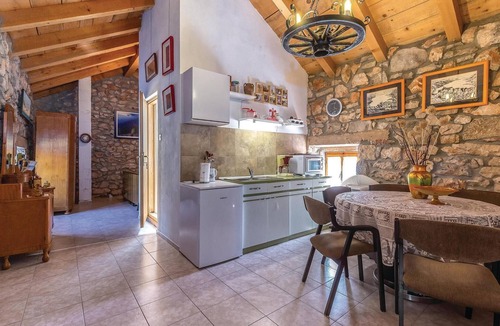 Donji Zagon House | Nice home in Ledenice