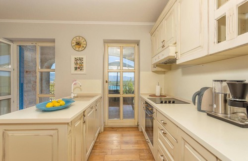 Dobrinj House | Nice home in Malinska