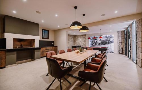 Malinska House | Nice Home In Malinska With Sauna