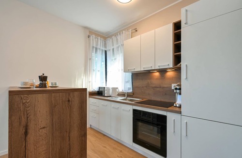 Varazdin House | Nice home in Margecan with house a mountain view