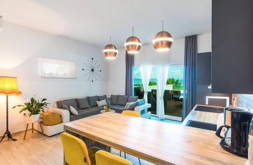 Jelsa House | Nice home in Poljica with sauna