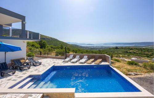 Labin House | Nice Home In Prgomet With Indoor Swimming Pool