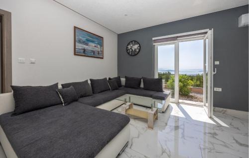 Labin House | Nice Home In Prgomet With Indoor Swimming Pool