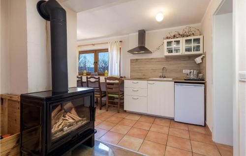 Rakovica House | Nice Home In Rakovicko Seliste With Wifi