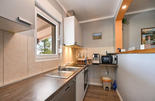 Sveti Kriz House | Nice home in Sveti Kriz