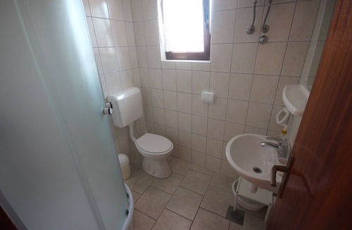 Rtina Apartment | Njaco - Traditional One Bedroom Apartment with Balcony and Sea View