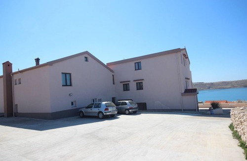 Rtina Apartment | Njaco - Two Bedroom Apartment with Balcony and Sea View