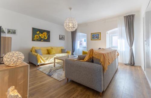 City Center Apartment | Old Town Flat
