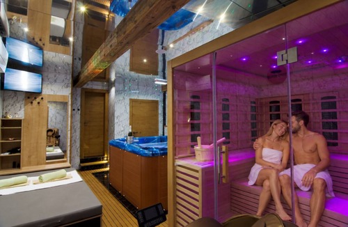 Olimje Apartment | Olimje Apartments Gobi - Free Outdoor Pool - Romantic Apartment w/private sauna