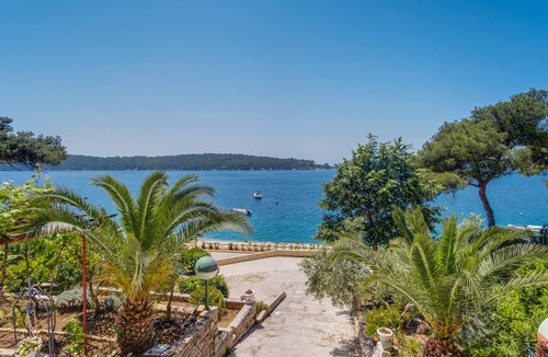 Cove Murtar Apartment | One bedroom apartment near beach Mali Lošinj, Lošinj (A-5391-c)