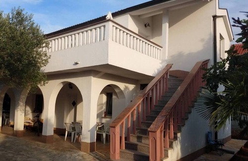 Rudina Apartment | One bedroom apartment with terrace Rudina, Hvar (A-23777-b)