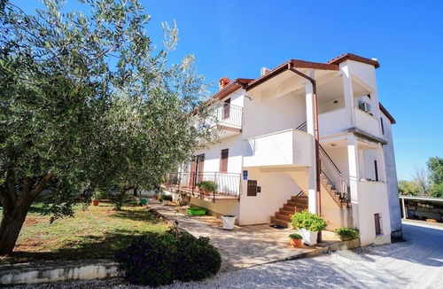 Savudrija Apartment | One bedroom apartment with air-conditioning Savudrija, Umag (A-27176-b)