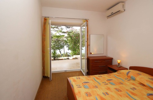 Silo House | One-bedroom Apartment 20m from Sea