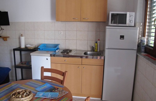Zdrelac Apartment | One bedroom apartment with terrace Ždrelac, Pašman (A-20583-b)