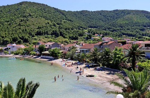 Zuljana Apartment | One bedroom apartment with balcony and sea view Žuljana, Pelješac (A-23994-b)