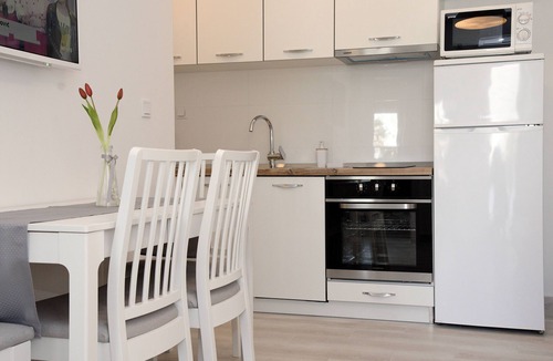 Kozino Apartment | One bedroom apartment near beach Kožino, Zadar (A-5803-a)