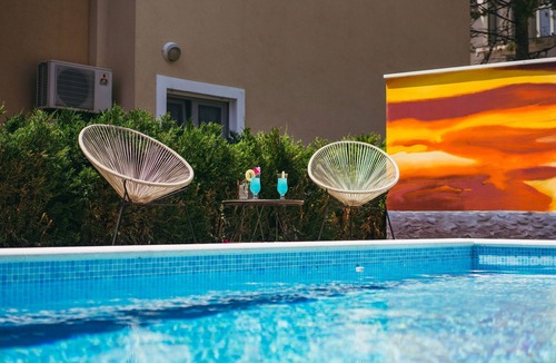 Promajna Apartment | One bedroom apartment with a swimming pool Promajna, Makarska (A-6849-b)