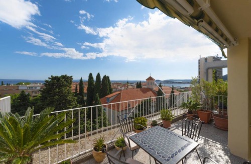 Split Apartment | One bedroom apartment with terrace and sea view Split (A-18921-a)
