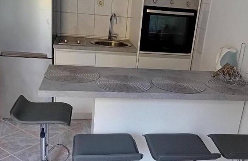 Mirce Apartment | One bedroom apartment with terrace Mirca, Brač (A-22108-a)