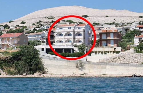 Kustici Apartment | One bedroom apartment with terrace Zubovići, Pag (A-4130-d)