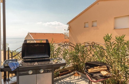 Bratus Apartment | One-Bedroom Apartment In Krvavica