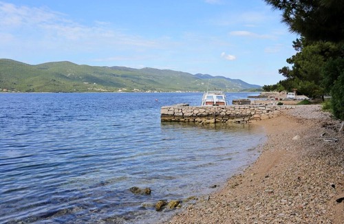 Viganj Apartment | One bedroom apartment near beach Viganj, Pelješac (A-10116-e)