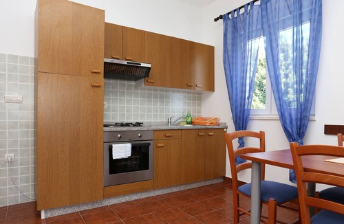 Cove Tri Zala (Zrnovo) Apartment | One bedroom apartment near beach Kučište - Perna, Pelješac (A-4545-e)