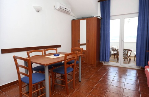 Cove Tri Zala (Zrnovo) Apartment | One bedroom apartment near beach Kučište - Perna, Pelješac (A-4545-e)