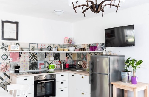 Zrnovo Apartment | One bedroom apartment near beach Žrnovska Banja, Korčula (A-5203-a)