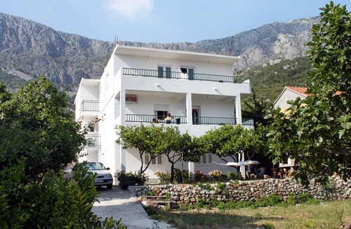 Drvenik Apartment | One bedroom apartment with balcony and sea view Drvenik Donja vala, Makarska (A-6701-c)