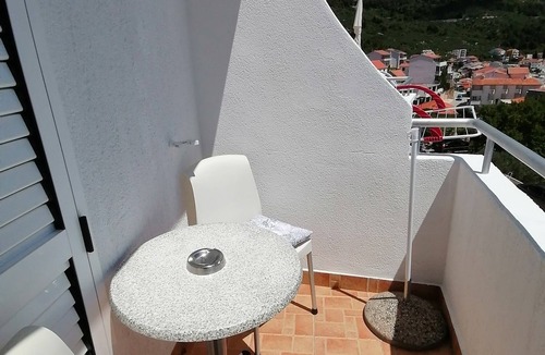 Igrane Apartment | One bedroom apartment with balcony and sea view Igrane, Makarska (A-24696-b)