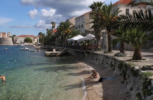 Cove Tri Zala (Zrnovo) Apartment | One bedroom apartment with terrace and sea view Korčula (A-4349-a)