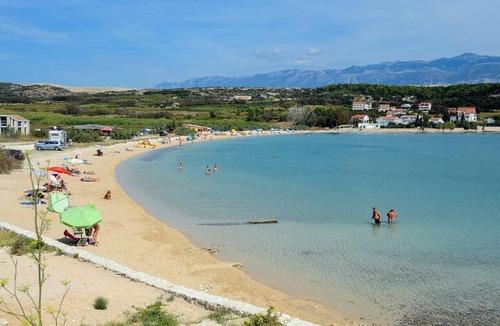 Caska Apartment | One bedroom apartment with a swimming pool Caska, Pag (A-3085-c)