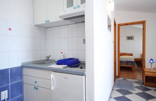 Sucuraj Apartment | One bedroom apartment with balcony and sea view Sućuraj, Hvar (A-3589-a)